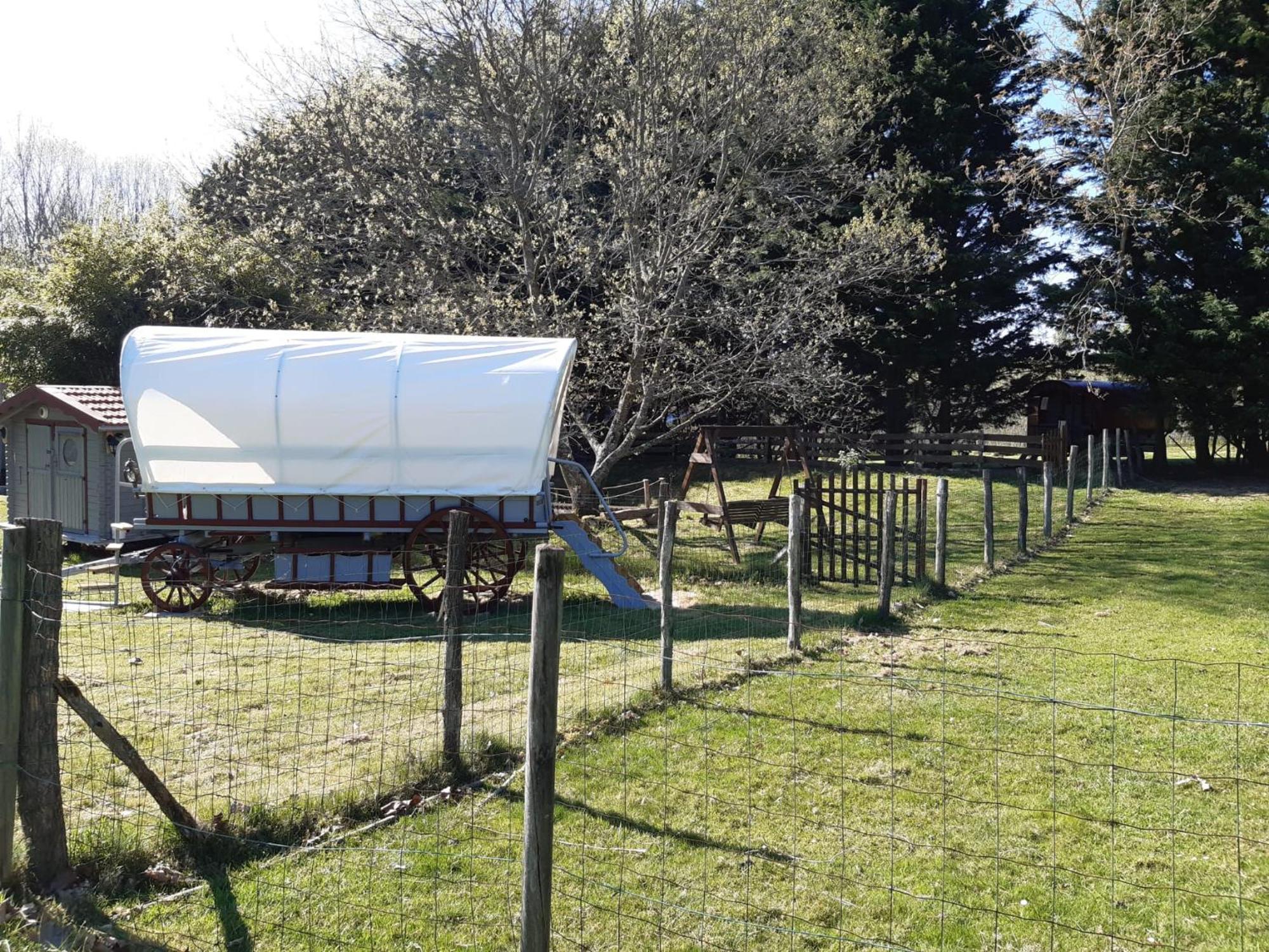 Tente Trappeur Ada, Au Jardin De La Vouivre Saint-Vincent-en-Bresse Kültér fotó